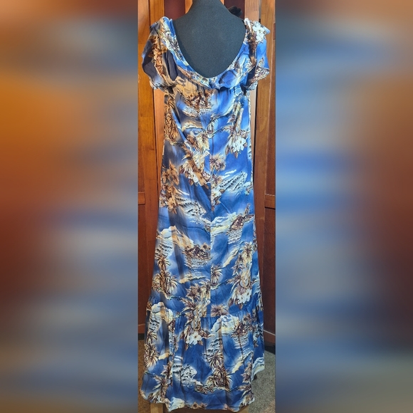 🌴HILO HATTIE Maxi Dress - Picture 4 of 5